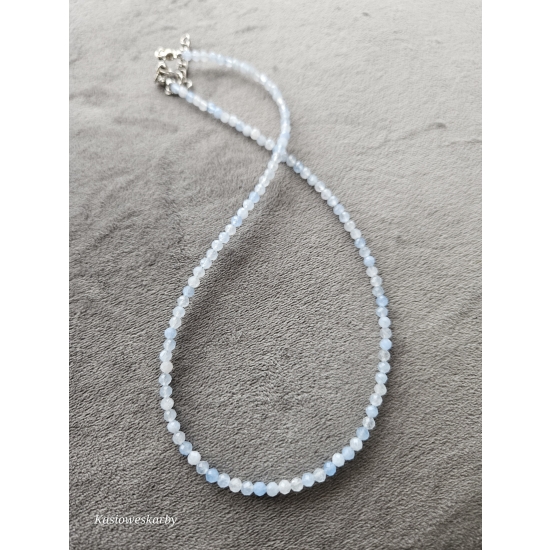 Naszyjnik z kamieni akwamarynu